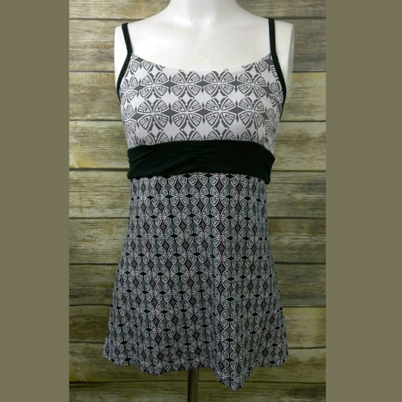Athleta Tops - SOLD ATHELTA Womens Bra Lined Athletic Cami Top